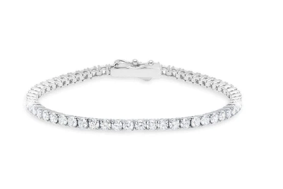 Classic Medium Brilliant Tennis Bracelet Finished in Pure Platinum - size 7.5