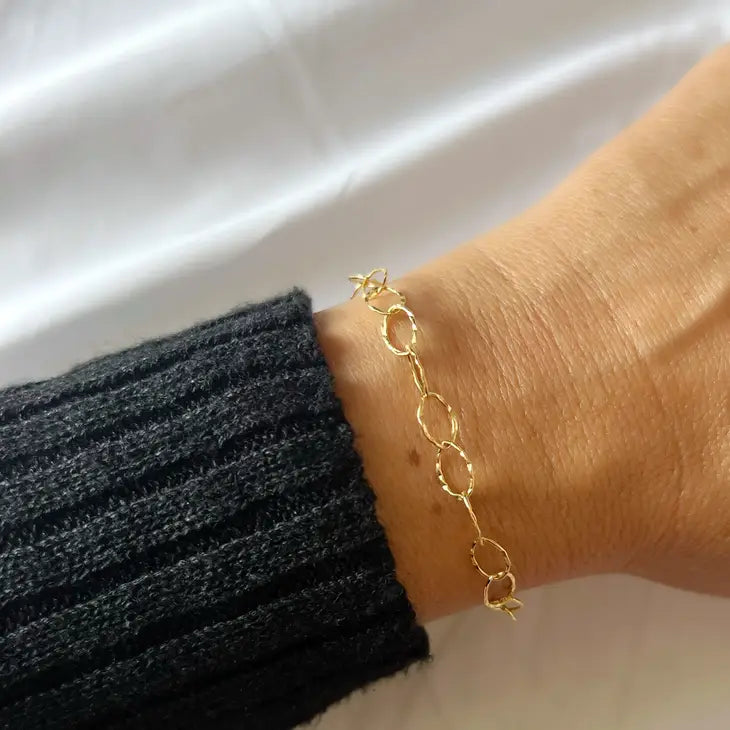 London Hammered Paperclip Chain Bracelet Gold Filled