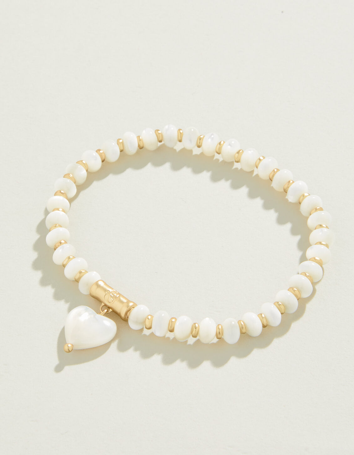 Stretch Bracelet Mother of Pearl Heart