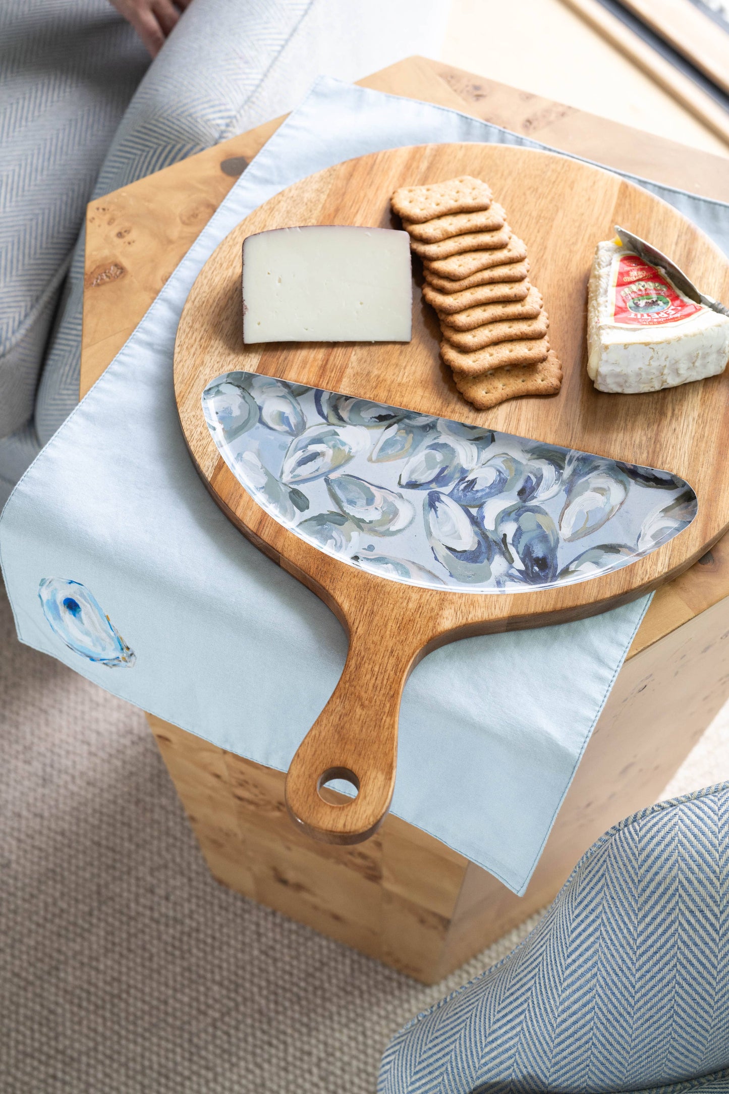 Wooden Serving Tray (Round) - Pewter Shells