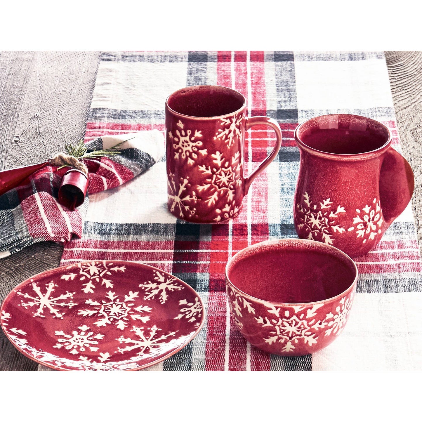 Christmas Snowflake Handwarmer Mug - Red