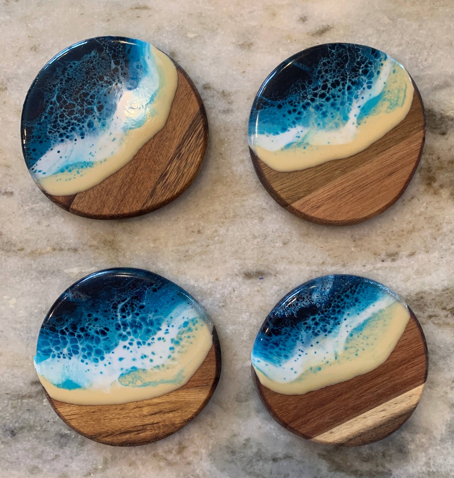 Coaster Set in Acacia wood: Ocean