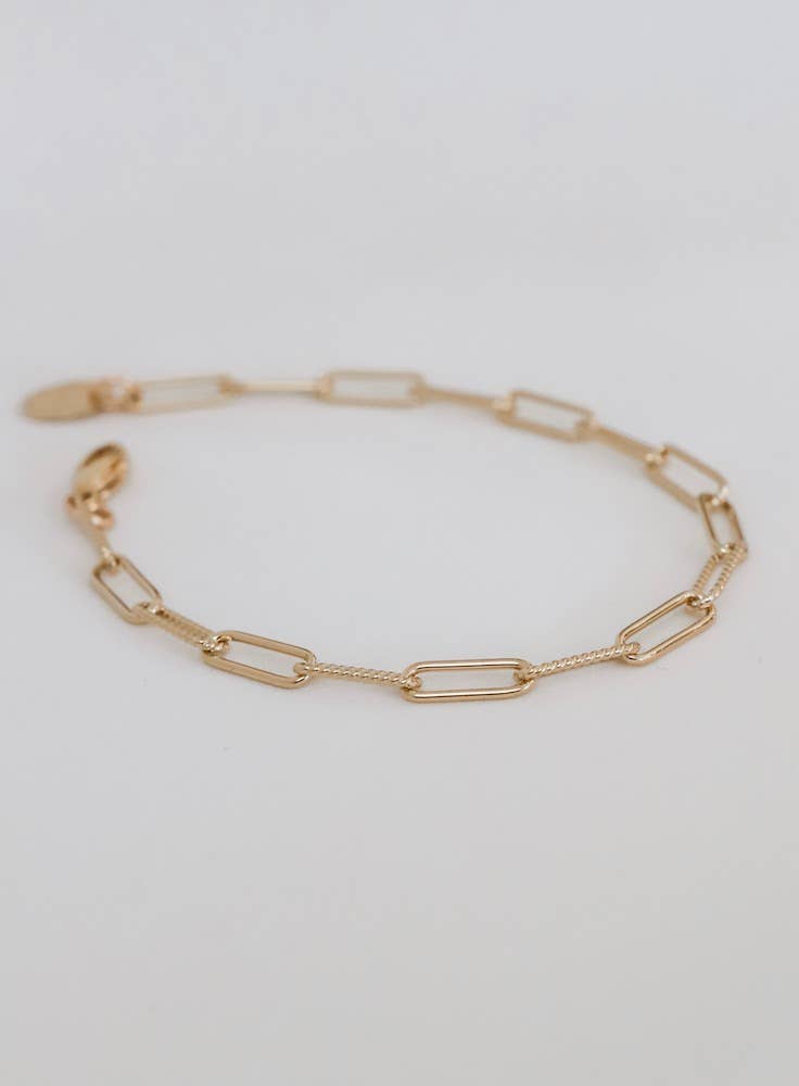 CECILIA PAPERCLIP CHAIN BRACELET