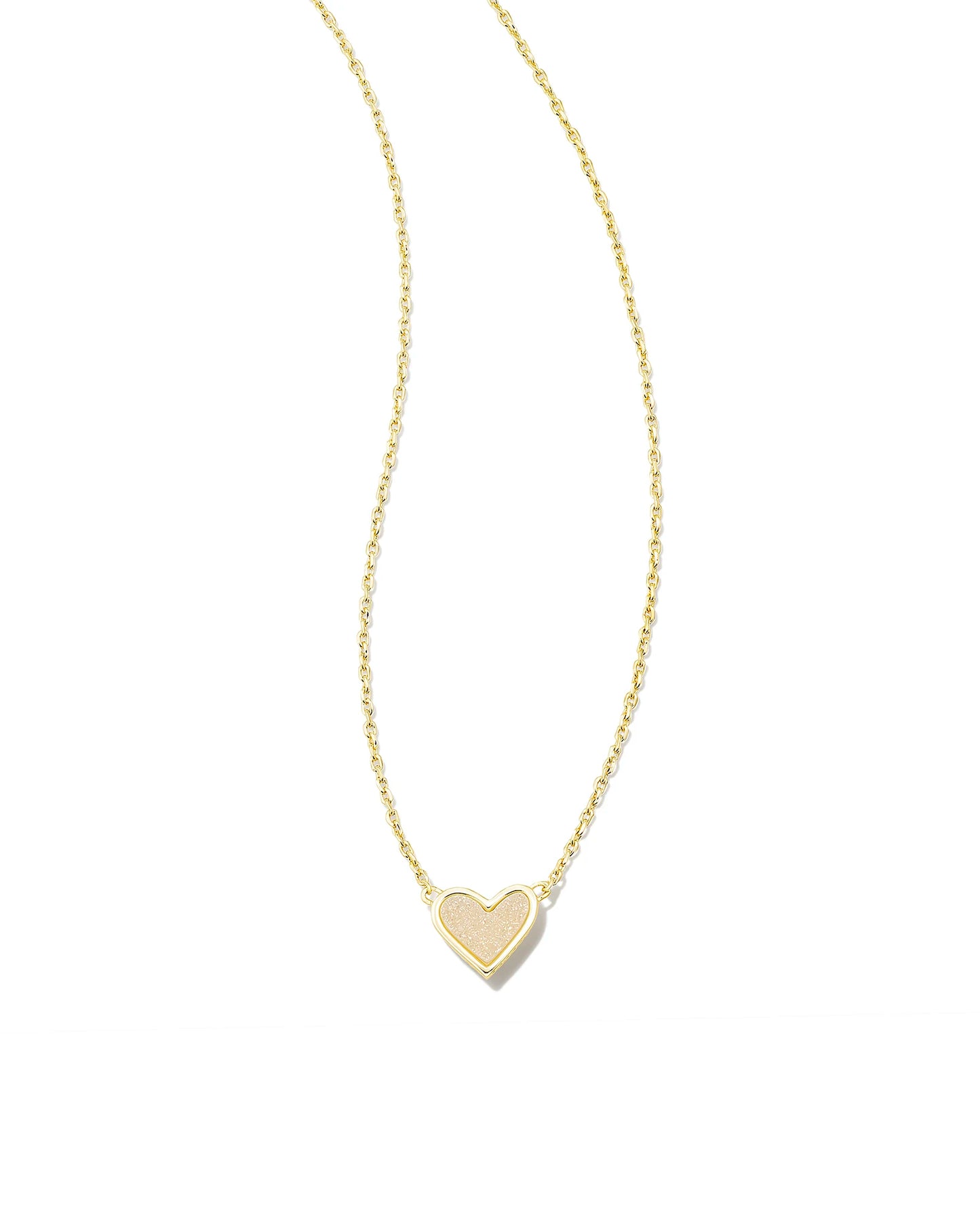 Framed Ari Heart Short Pendant Necklace