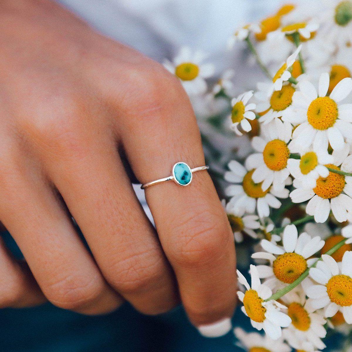 Turquoise Oval Stone Silver Ring - The Silver Dahlia